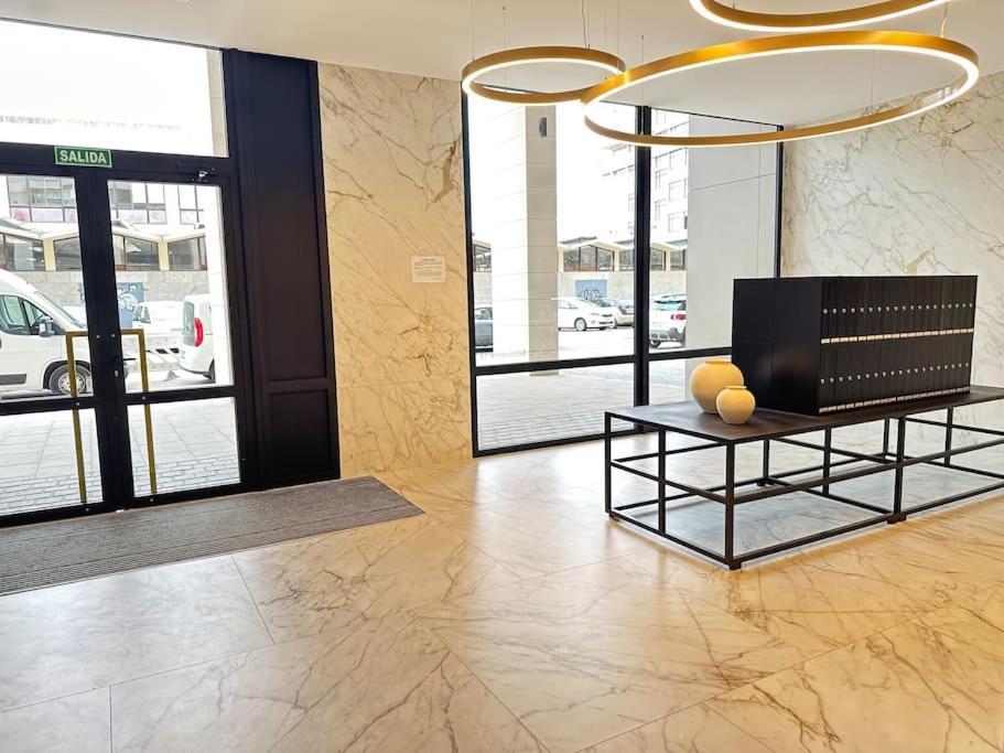 Apartment New Port, Free Parking Ybh1a *